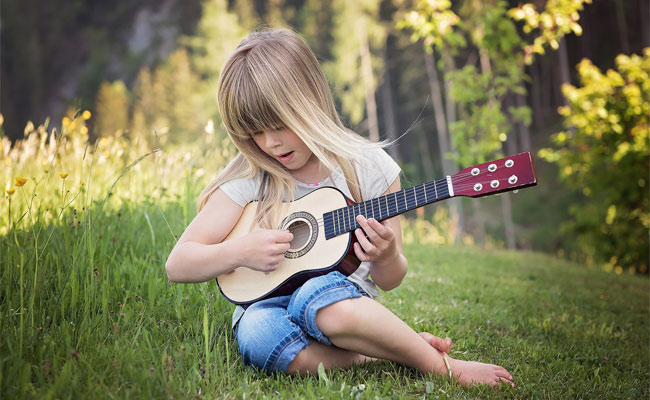 gifts for families | christmas gift ideas for a family | christmas gifts for families | top gifts for families | gifts for the family | gift ideas for family 